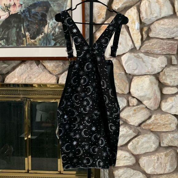 Hot topic celestial short alls - Picture 4 of 13